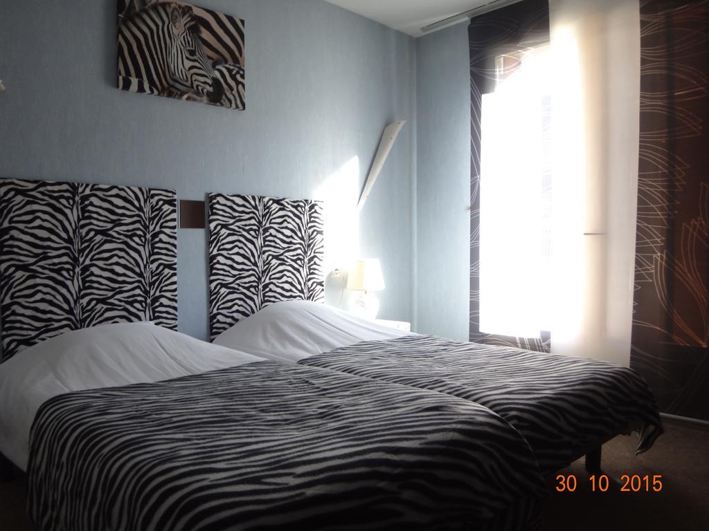 Hotel Bon Accueil Oyonnax Habitación foto